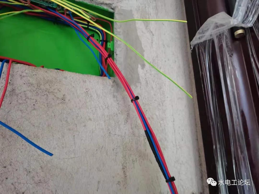 用户配电箱接线,配电箱380v变220v配电箱接线