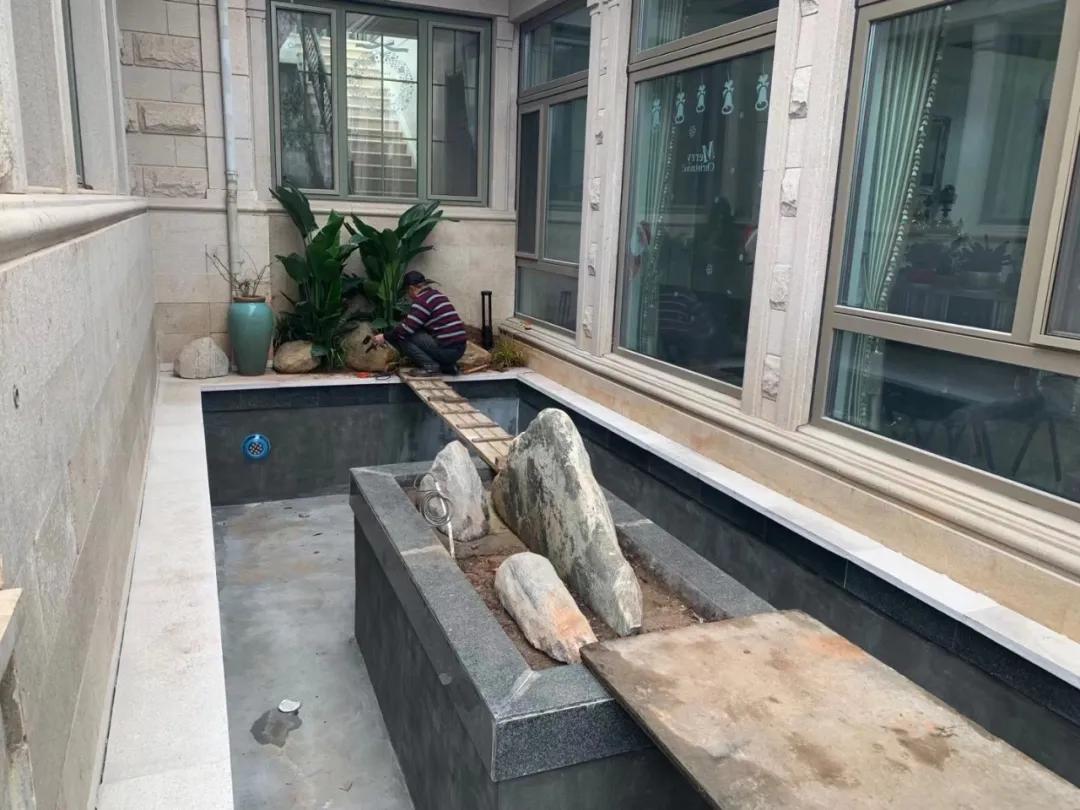 3-5吨锦鲤池建造,锦鲤池生态鱼池建造图