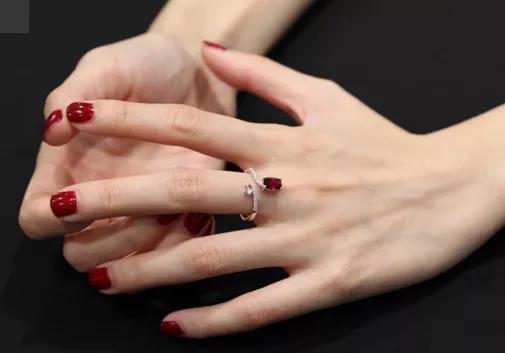 中国最坑的假珠宝,海外抢购珠宝骗局揭秘真相