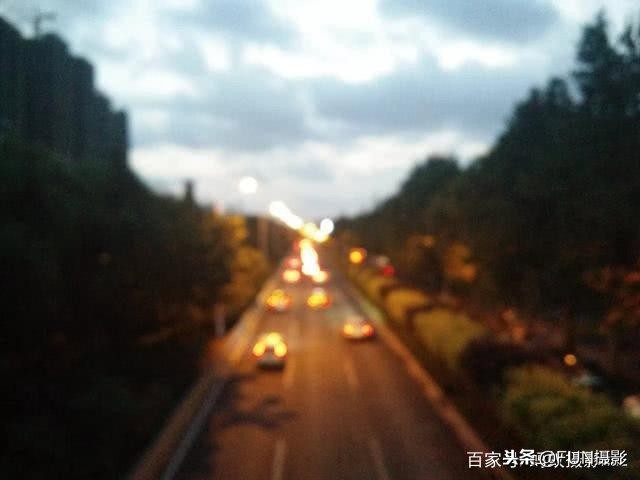 手机摄影技巧：照片拍糊了不用担心，简单一个妙招教你修复糊片