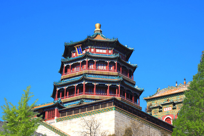 北京铂爵旅拍怎么样？拍一组照片需要多少钱？