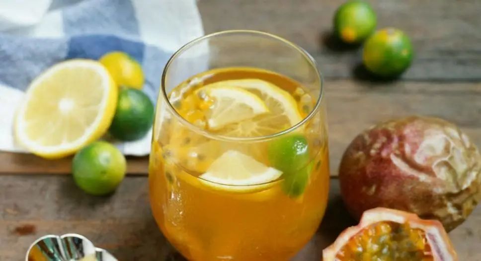 一杯4块成本的奶茶卖多少钱,低成本奶茶店饮品