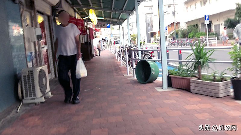 游戏中场景还原,人中之龙7横滨迷宫刷经验