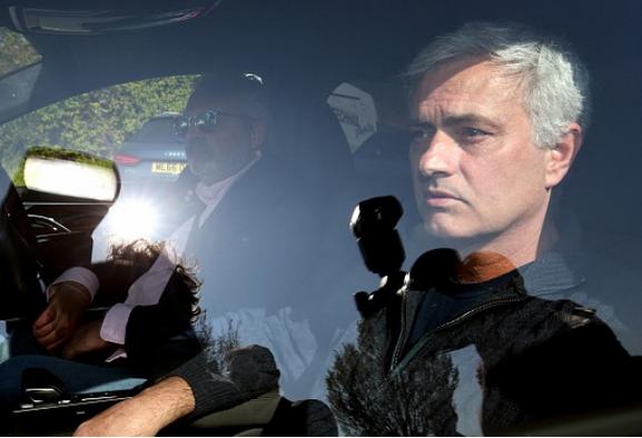 穆里尼奥和罗马正式达成续约,穆里尼奥拒绝了罗马续约