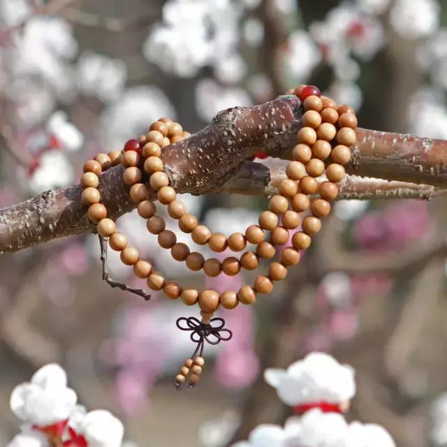 当手串遇上手表,怎么戴才帅气?