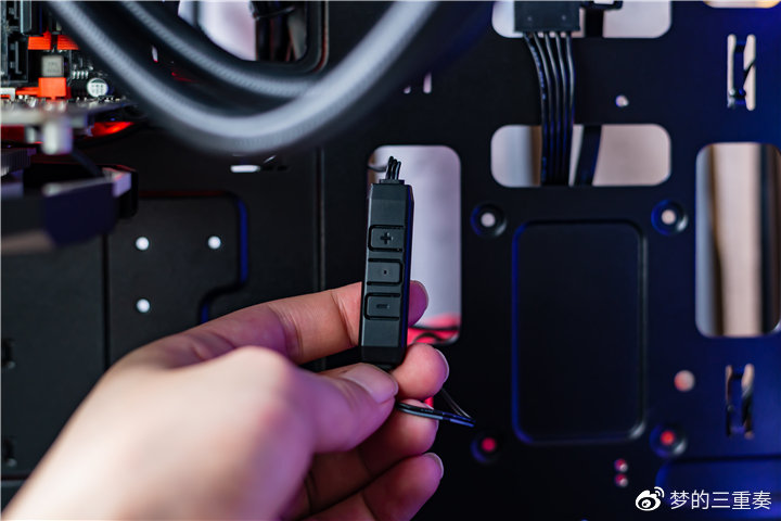 九州风神玄冰240水冷拆解,九州风神冰元素240水冷评测