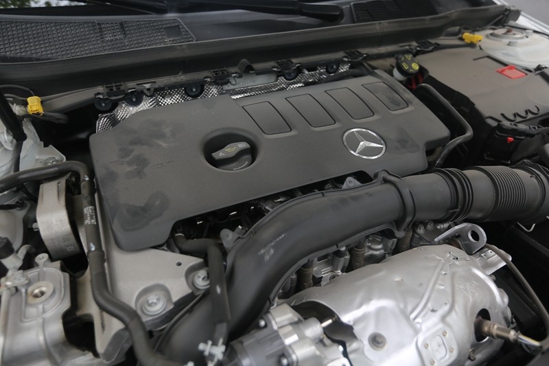 奔驰cla260帅气视频,奔驰cla200猎跑版