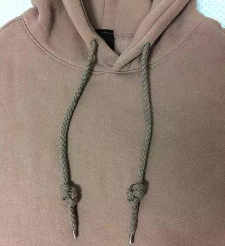 孩子穿这种衣服家长一定要注意,这种衣服别给孩子买