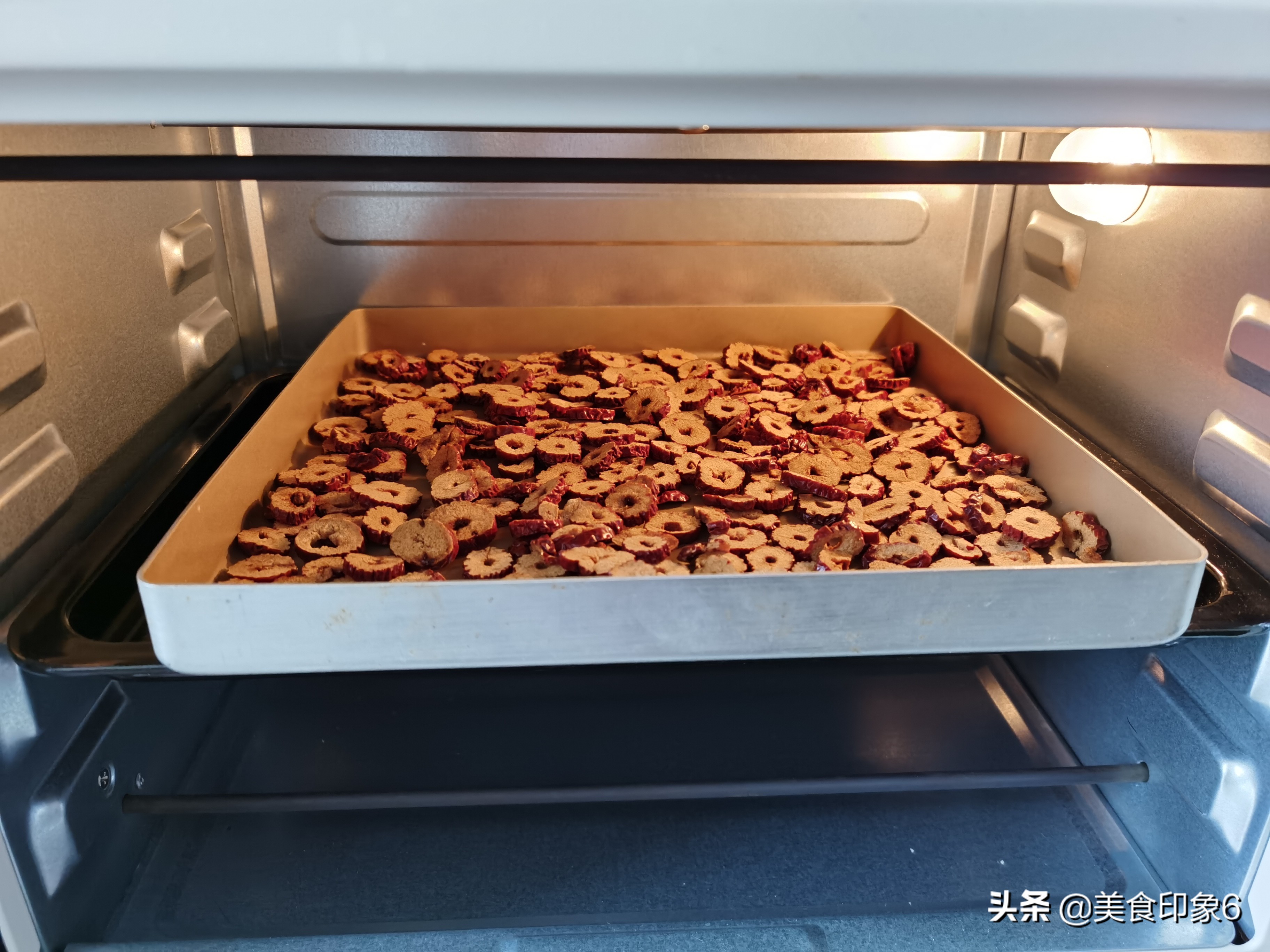 自制蛋糕为什么会开裂,自制蛋糕容易塌陷怎么办