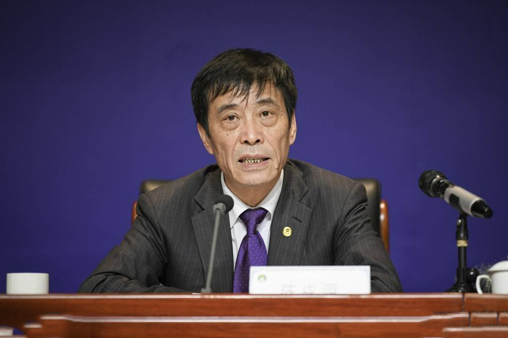 陈戌源：中国足球的基础非常薄弱，钱解决不了这个问题