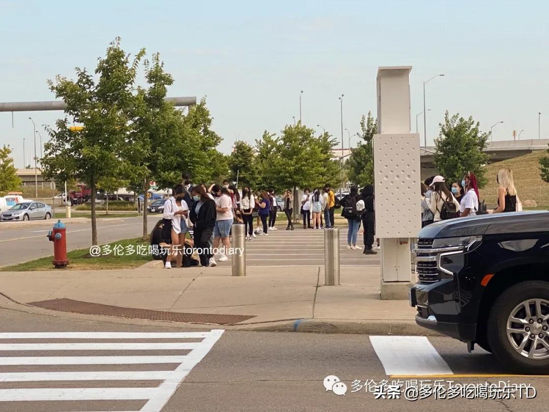 「宇宙天团」来多伦多！LineFriendsxBT21快闪店来了