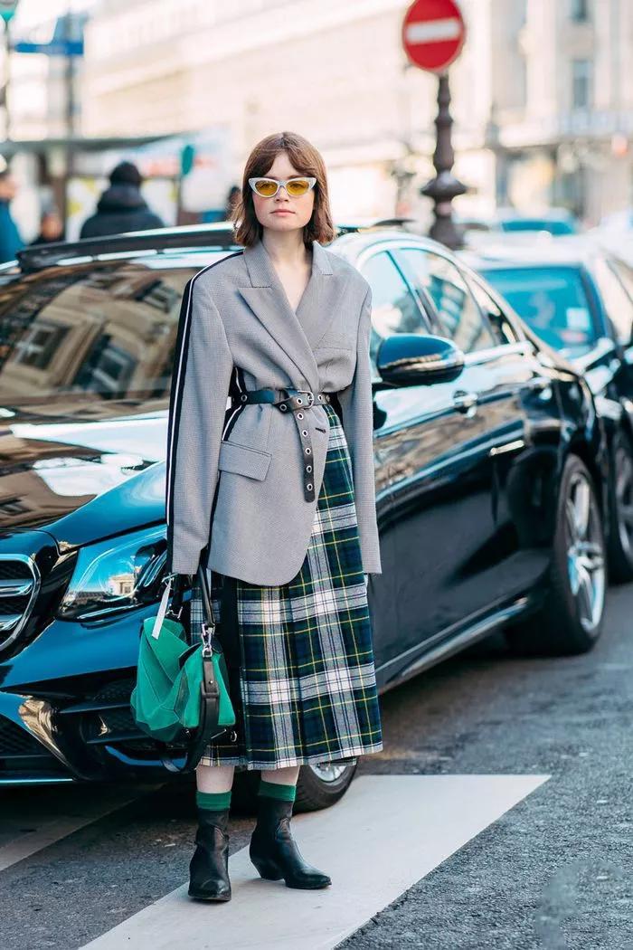 今年流行的露脚袜,是不是现在都流行穿长袜不露脚踝