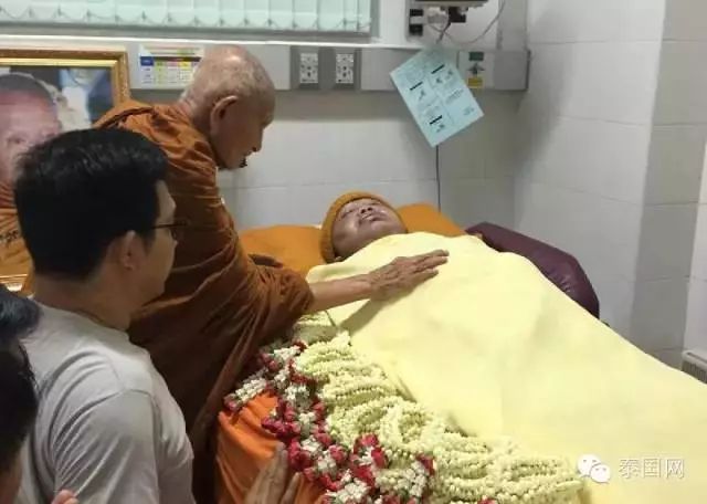 泰国捐钱最多的僧人,泰国活着的高僧哭丧