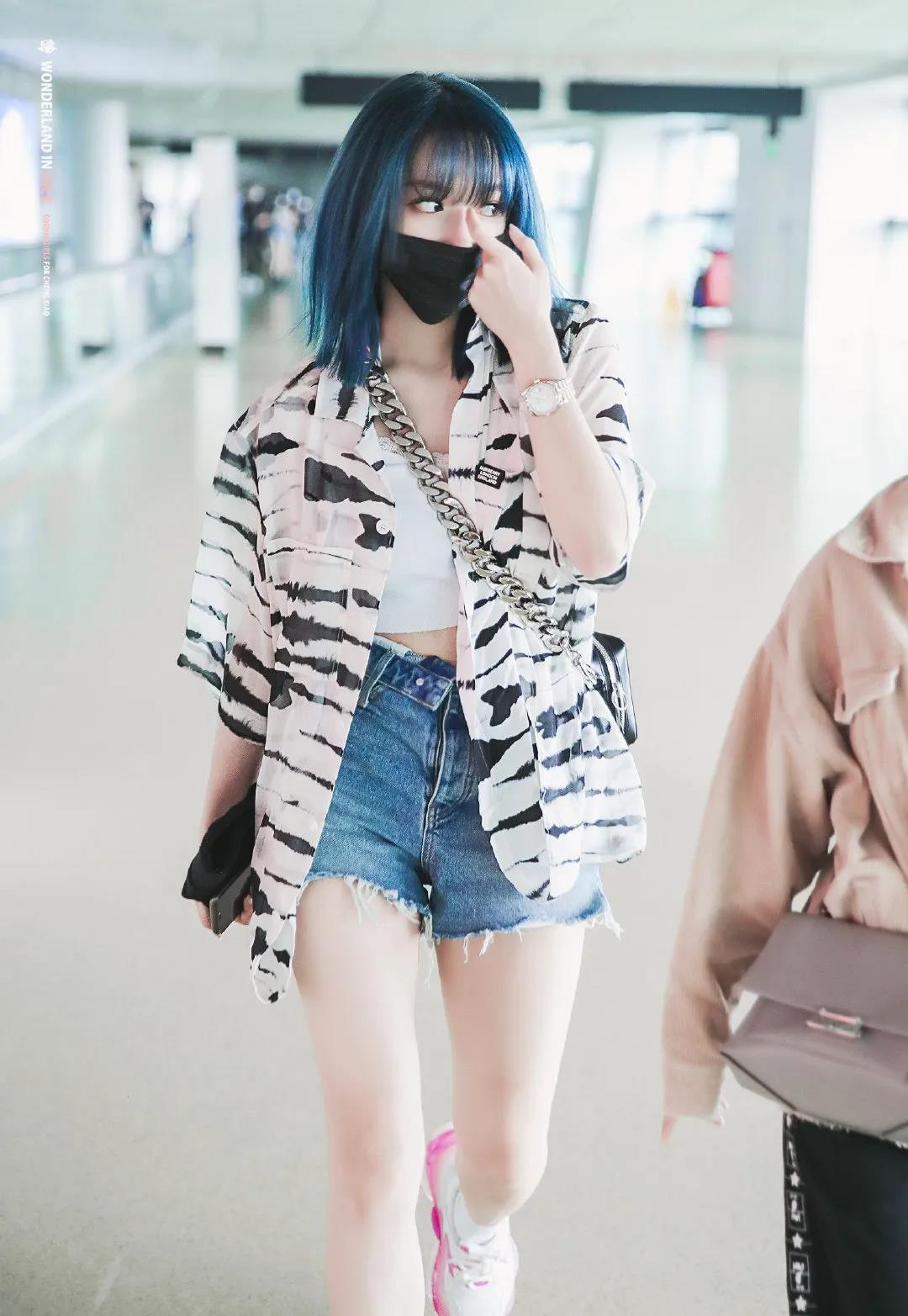 复古巴洛克衬衫穿搭,巴洛克风衬衫穿搭