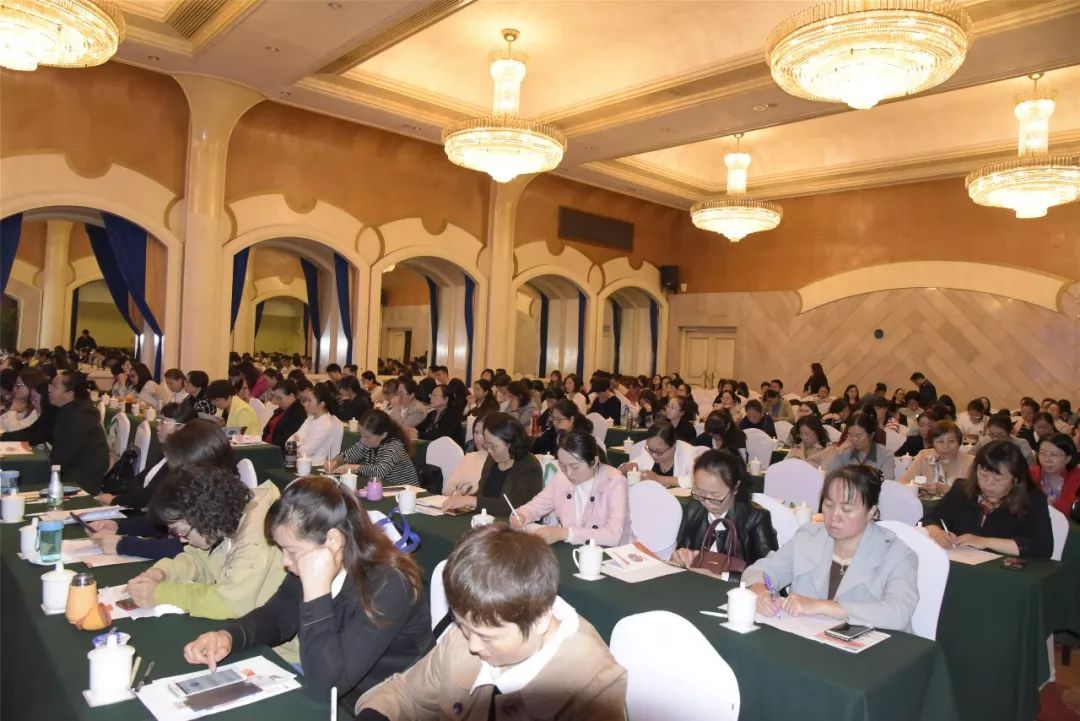 云南省医师协会妇科医师分会成功换届，周红林主任连任！