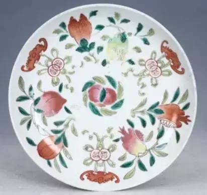 瓷器色彩去哪儿鉴定,怎么鉴定瓷器的纹饰年代