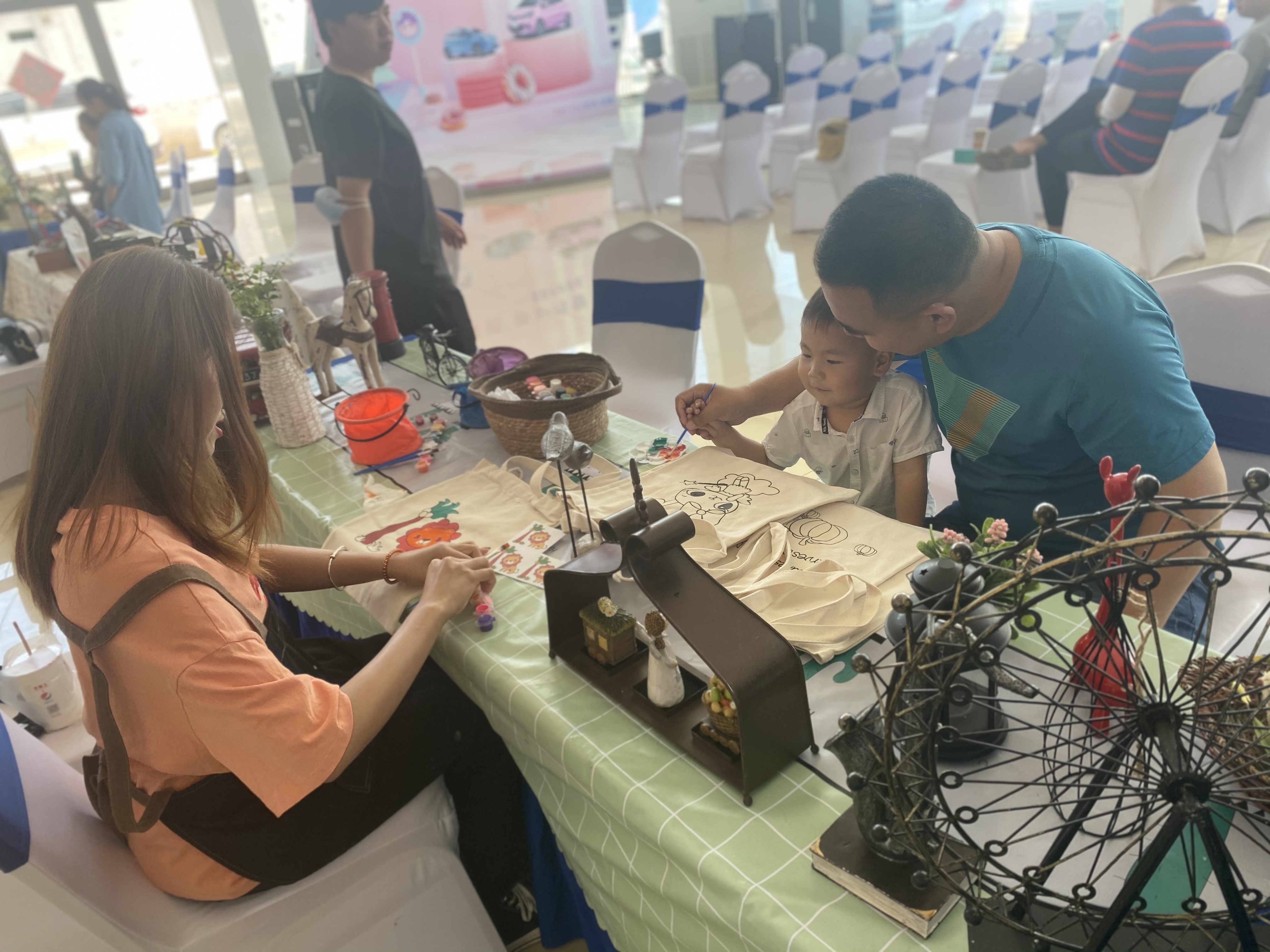 长安新能源甜甜圈主题活动庆长风站圆满成功