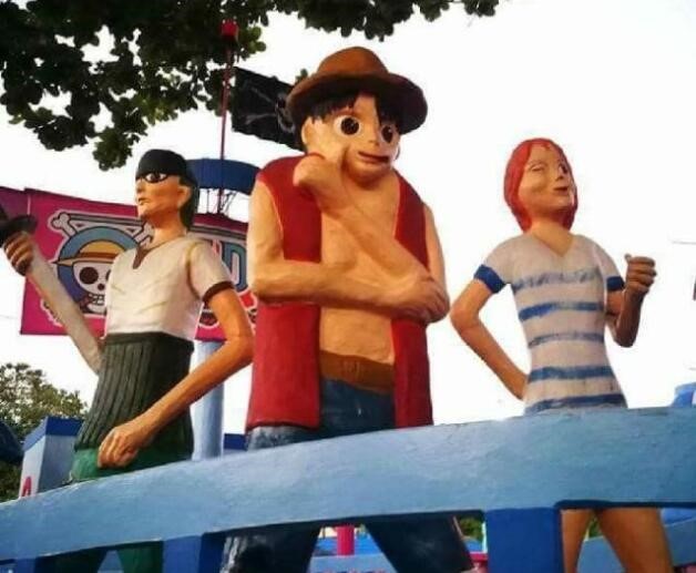 家长低价卖孩子手办,家长买的手办