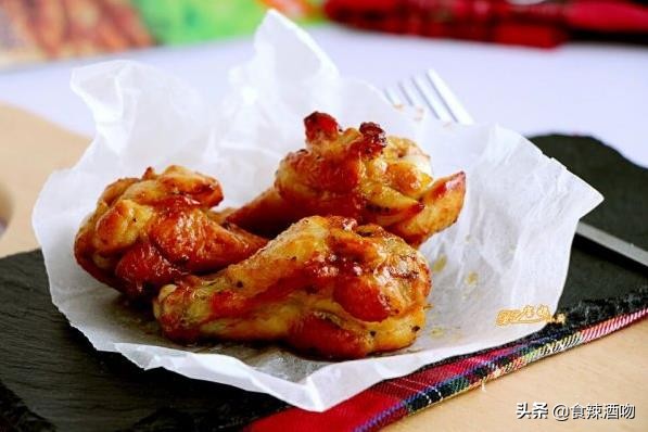 腌制的奥尔良味大鸡腿,中式炸鸡腿腌料配方