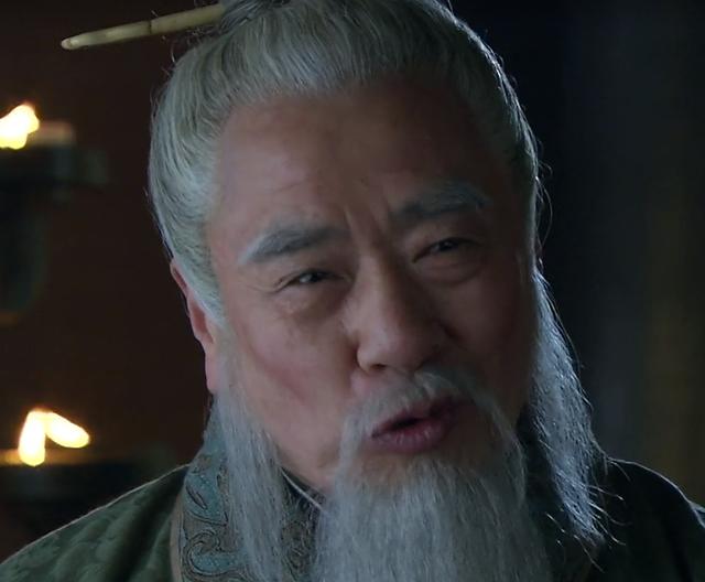 东吴张昭为什么被称为带头大哥,历史上真实的孙权和张昭