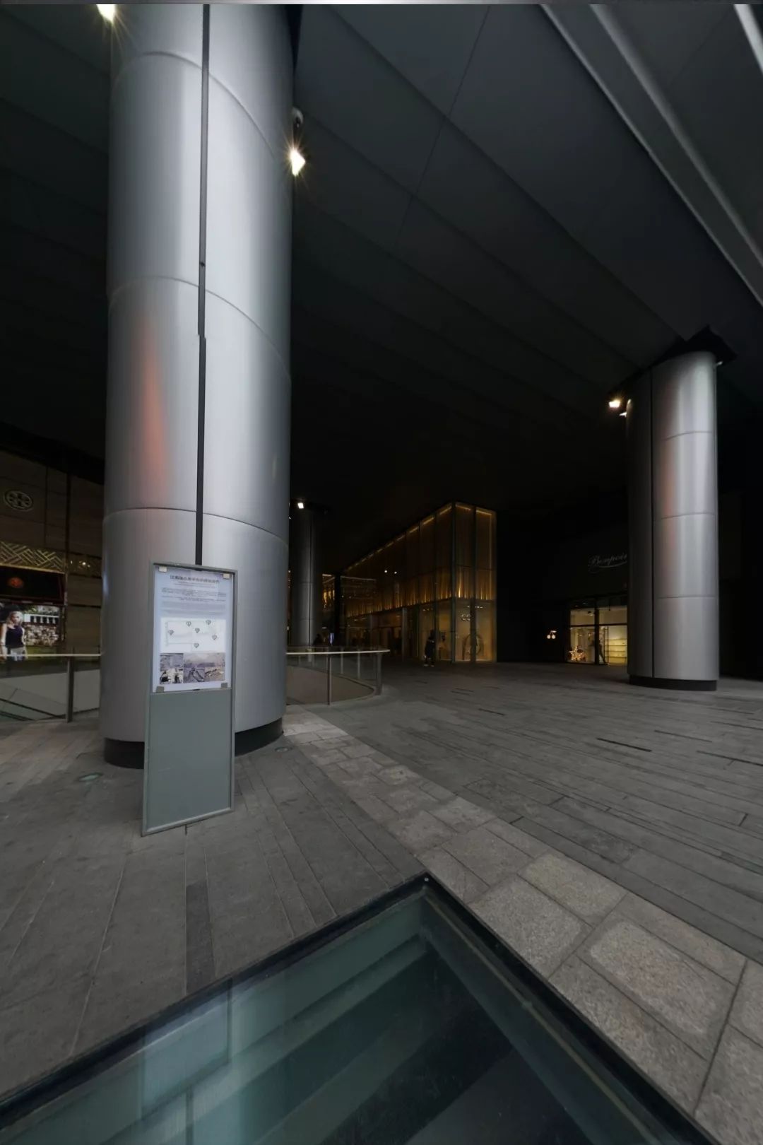 成都即将建成的超级地标,成都东安新城300米地标