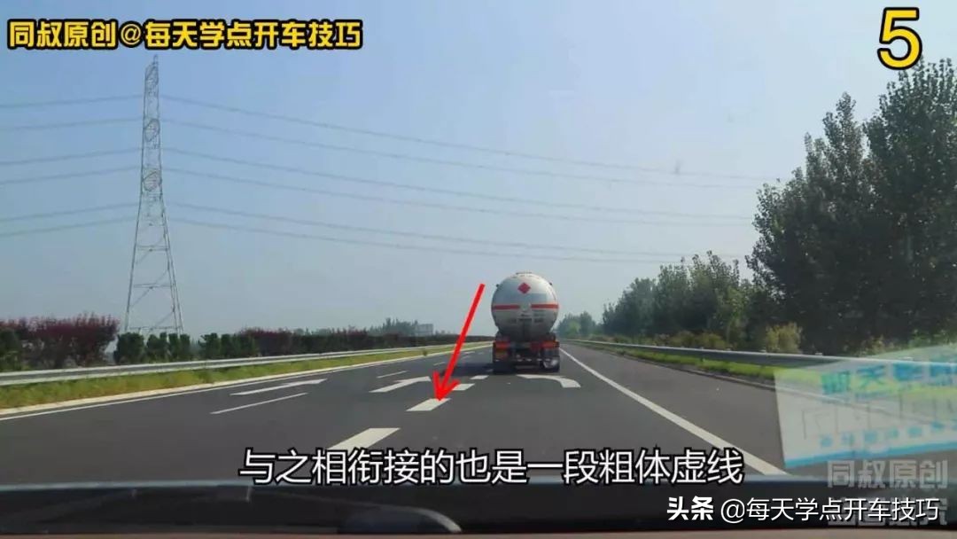 右转弯标线不清造成压线会处罚吗,匝道右转压线扣分吗