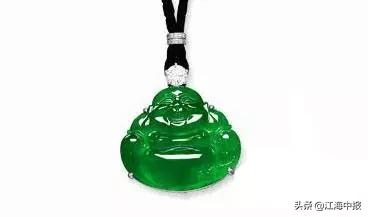 史上最贵的32件天价翡翠图片,史上最贵的翡翠原石