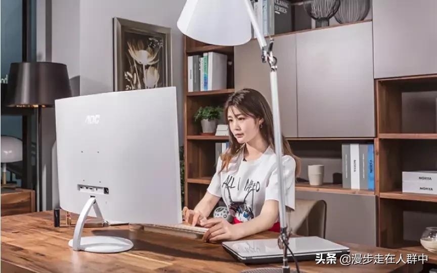 240hz显示器推荐tn面板,设计用显示器面板ips好还是va好