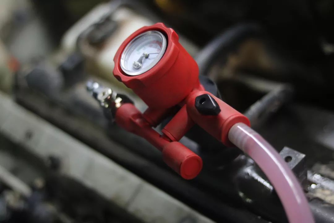 怪兽修车:翻新“残损不堪”的二手霸道LC150,满血复活变新车