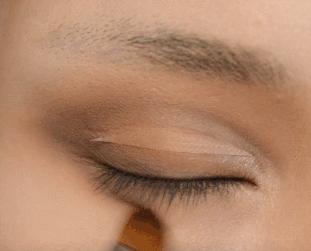 tf28号肿泡眼眼影画法新手,半扇形内双眼影画法新手