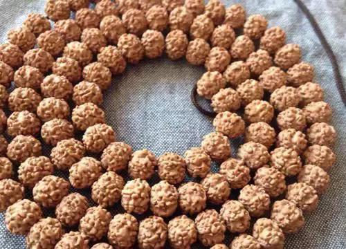 如何挑选一串好的小金刚菩提子,小金刚菩提最全纹路