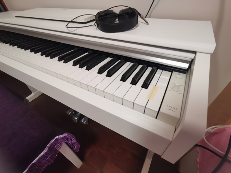 雅马哈白色电钢琴推荐,雅马哈电钢琴ydp145测评
