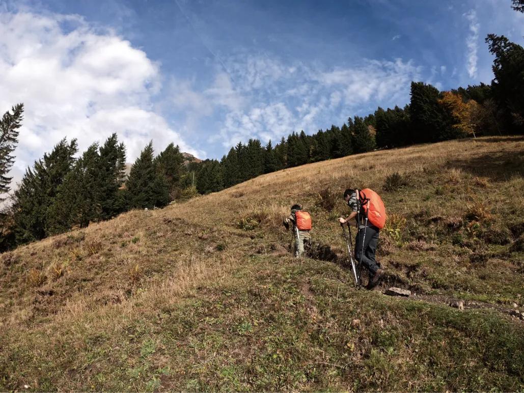 瑞士少女峰旅游详细攻略,四姑娘山徒步路线免费推荐