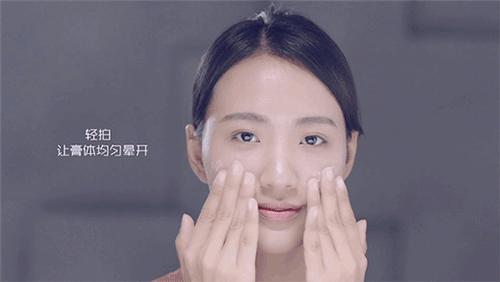 皮肤特别黑黄适合的身体素颜霜,中年黄黑皮女人适合哪种素颜霜