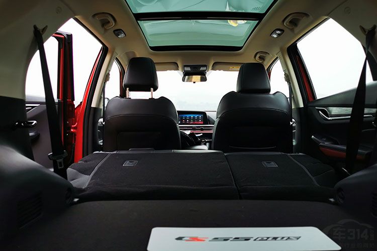 长安cs55plus新款试驾体验,深度试驾长安cs55plus超出预期