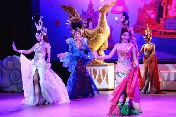 娶一个“变性人”当老婆是什么体验？还挺漂亮