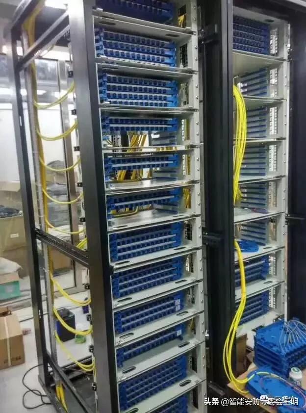 如何判断光纤收发器是否接通,如何通过收发器的灯判断故障