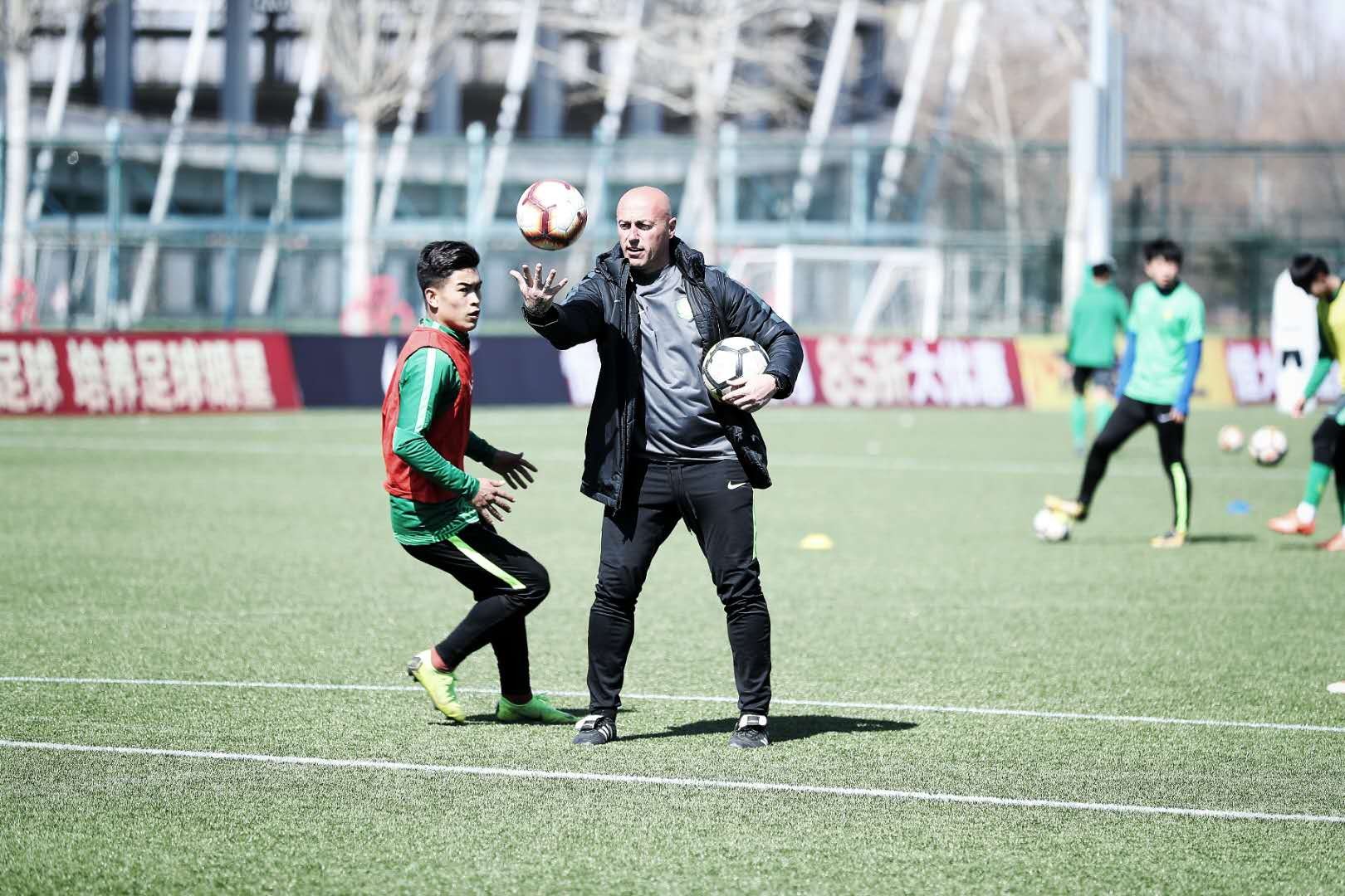 扬科维奇最新集训名单,扬科维奇山东泰山对北京国安