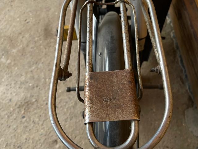 早年爱车族玩啥：幸福250与单缸屁驴子，当年太拉风了