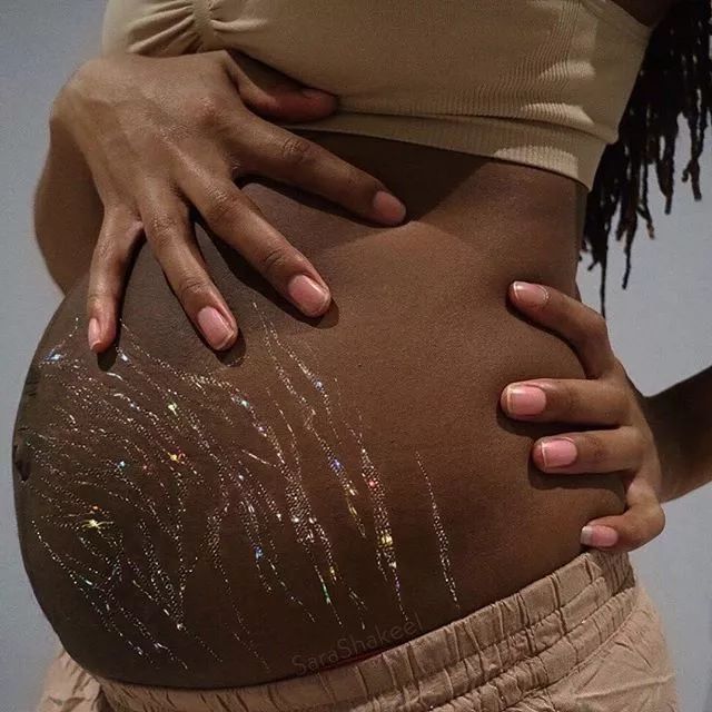 万物皆可「施华洛世奇」！大概没有这个妹子造不出的blingbling