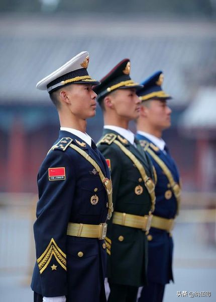 军装无法抵挡的魅力,霸气侧漏军装