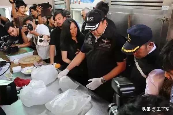 红宝石翡翠真假 (假蜜蜡和翡翠的区别)