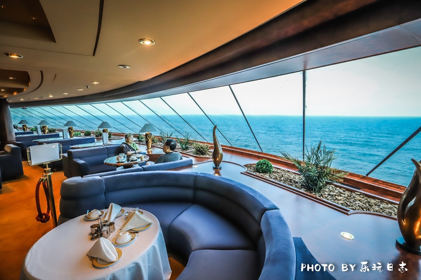 换个出行方式,高档豪华邮轮旅游攻略