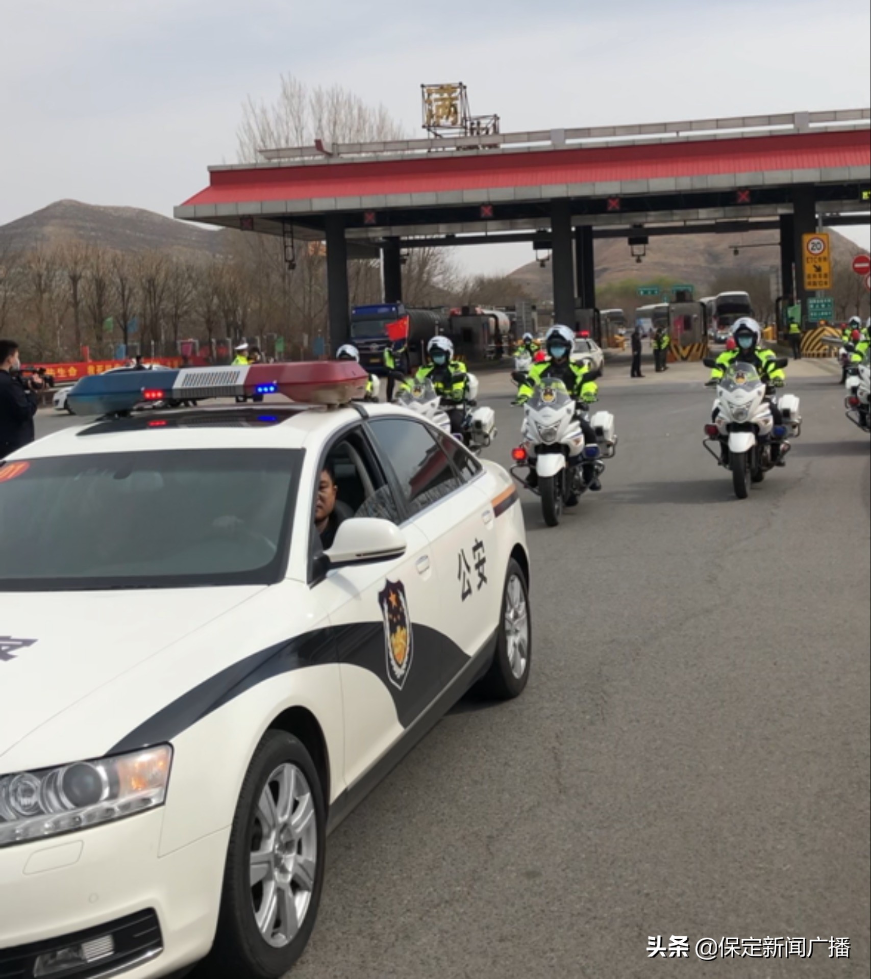 鑻遍泟鍑棆浠紡,娌冲寳寤婂潑鑻遍泟鍑棆