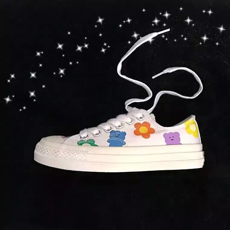 火爆全宇宙的“泫雅风”背后有着怎样的文化元素?转发送眼影盘