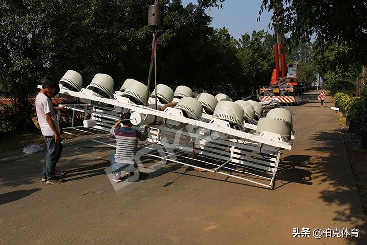 柏克案例巡展|顺德职业技术学院攀爬式高杆灯案例