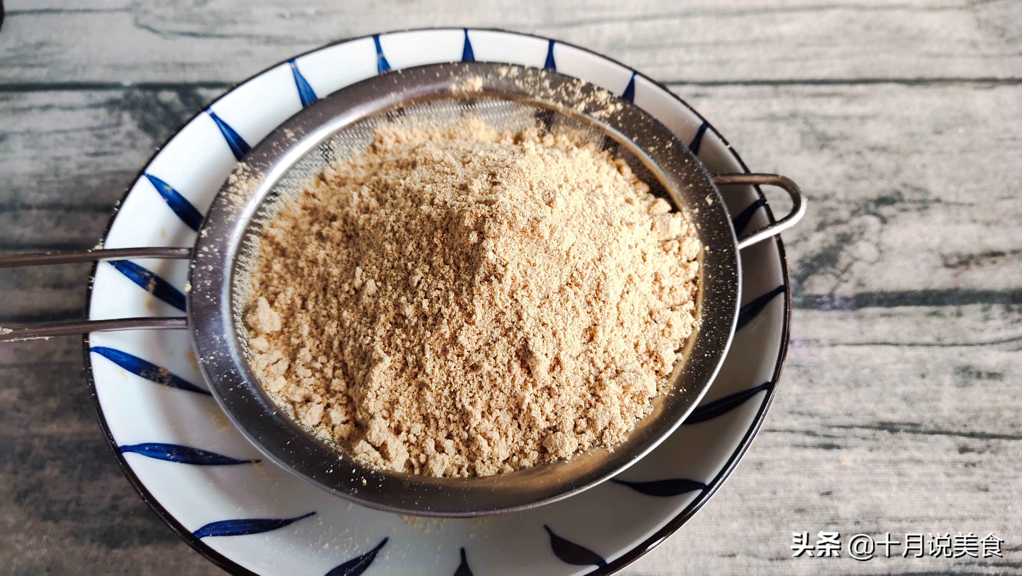 黄豆制作豆浆不滤渣可以吗,黄豆别再榨豆浆了教你做辣椒酱