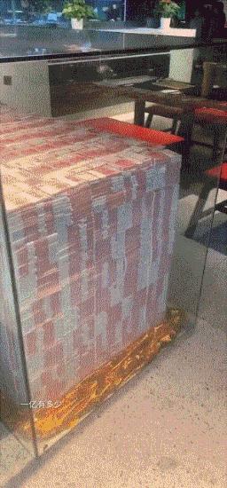 一个月收租金好几个亿的包租婆,包租婆24年收租20亿