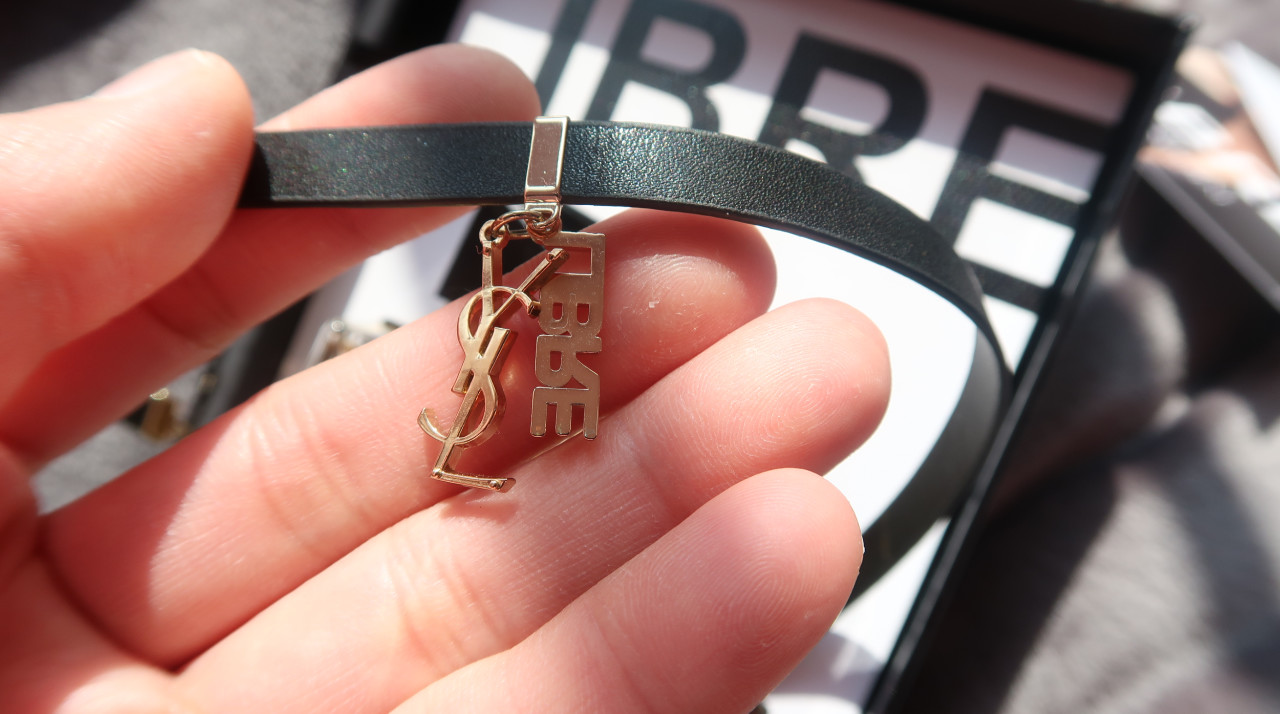 来抄“千元送礼”作业,为下个白色情人节做准备