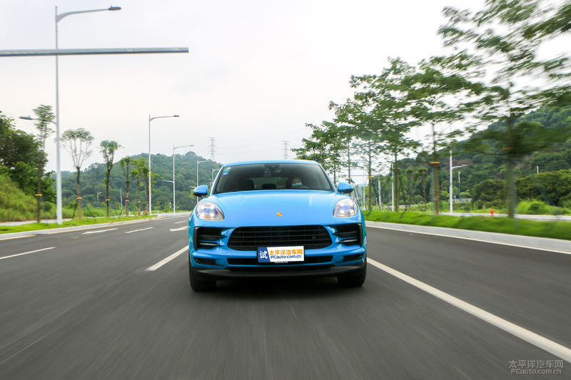 2019款保时捷macans运动suv之选 (2022款保时捷macan s深度试驾2.9t)